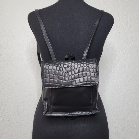 VTG 90s Wilson's Leather Croc Embossed Black Mini Backpack Adjustable Purse✨️NWT - Picture 1 of 16